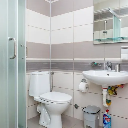 Smestaj Luka Konukevi