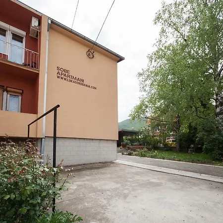 Pensión Smestaj Luka 3*